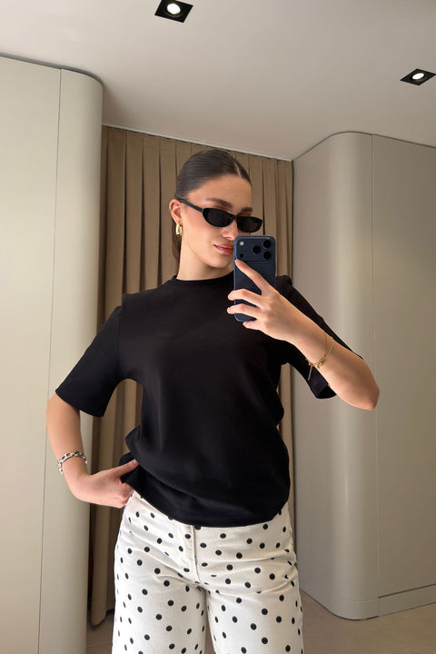 Omuz Vatkalı Premium T-shirt- SİYAH