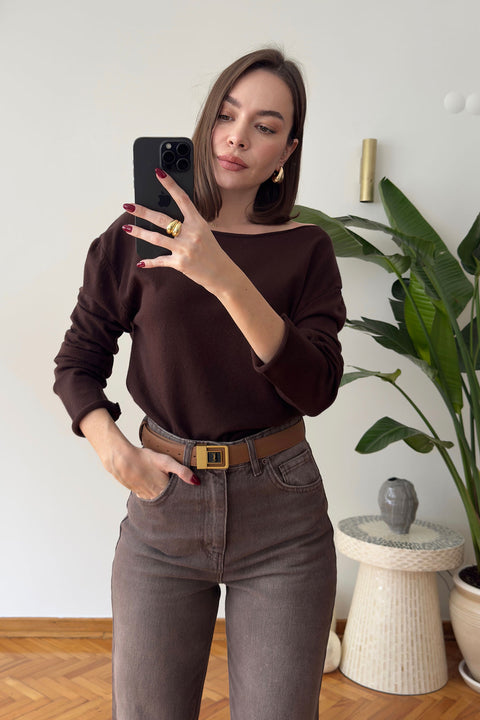 Yeni Model Kayık Yaka Triko Bluz- KAHVERENGİ