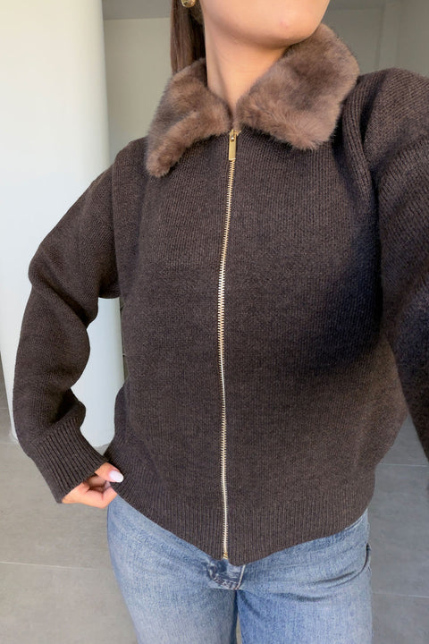 Collared Peluş Yaka Triko Hırka- KAHVERENGİ
