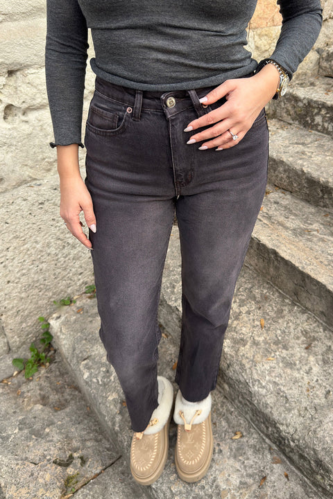Kesik Paça Boyfit Jean- AÇIK KAHVE