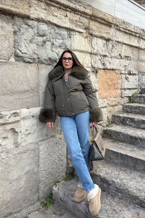 Marelle Yakası Ve Kolu Kürklü Şişme Mont- HAKİ