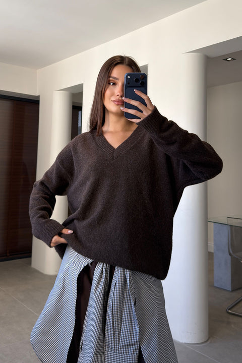 Oversize V Yaka Triko Kazak- KAHVERENGİ