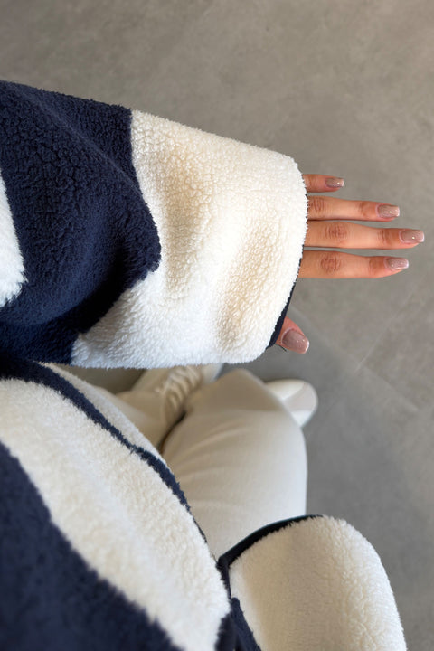 PREMİUM ÇİZGİLİ FERMUARLI POLAR HIRKA- LACİVERT