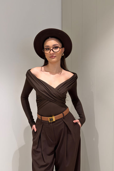 Yaka Detay Uzun Kollu Bodysuit- KAHVERENGİ