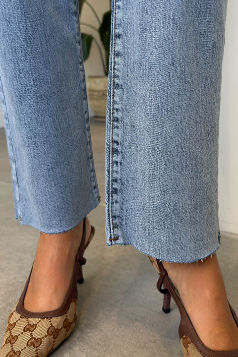 Yüksek Bel Kesik Paça Straight Fit Jean- AÇIK MAVİ